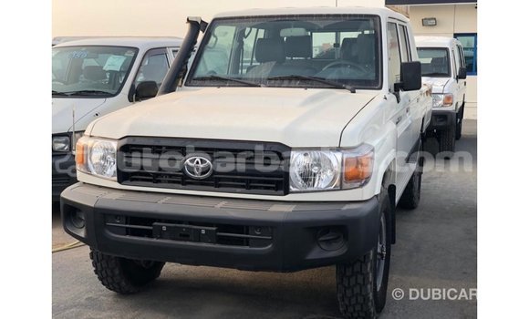 Buy Import Toyota Land Cruiser White Car in Import - Dubai in Barbados Buy Import Toyota Land Cruiser White Car in Import - Dubai in Barbados