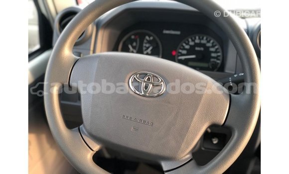 Buy Import Toyota Land Cruiser White Car in Import - Dubai in Barbados Buy Import Toyota Land Cruiser White Car in Import - Dubai in Barbados