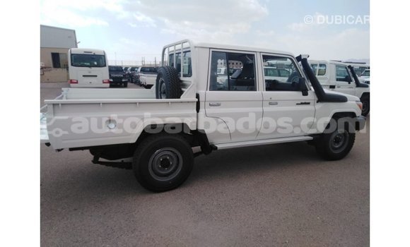Buy Import Toyota Land Cruiser White Car in Import - Dubai in Barbados Buy Import Toyota Land Cruiser White Car in Import - Dubai in Barbados