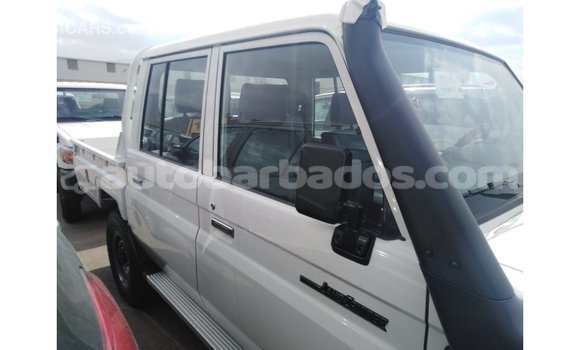 Buy Import Toyota Land Cruiser White Car in Import - Dubai in Barbados Buy Import Toyota Land Cruiser White Car in Import - Dubai in Barbados