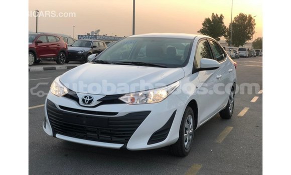 Buy Import Toyota DA White Truck in Import - Dubai in Barbados Buy Import Toyota DA White Truck in Import - Dubai in Barbados
