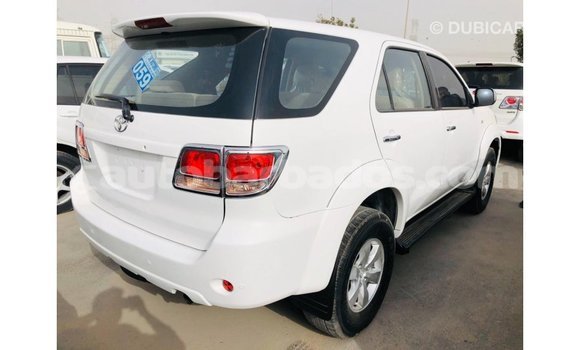 Buy Import Toyota Fortuner White Car in Import - Dubai in Barbados Buy Import Toyota Fortuner White Car in Import - Dubai in Barbados