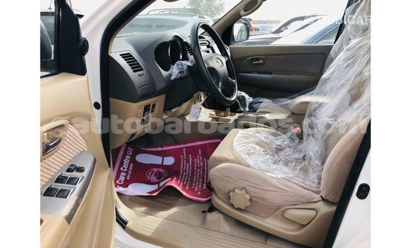 Buy Import Toyota Fortuner White Car in Import - Dubai in Barbados Buy Import Toyota Fortuner White Car in Import - Dubai in Barbados