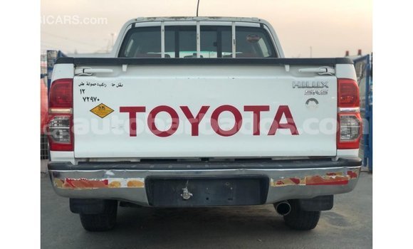 Buy Import Toyota Hilux White Car in Import - Dubai in Barbados Buy Import Toyota Hilux White Car in Import - Dubai in Barbados