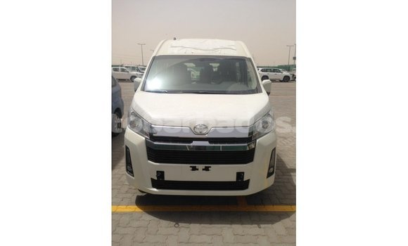 Buy Import Toyota Hiace White Car in Import - Dubai in Barbados Buy Import Toyota Hiace White Car in Import - Dubai in Barbados