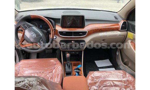 Buy Import Hyundai Tucson White Car in Import - Dubai in Barbados Buy Import Hyundai Tucson White Car in Import - Dubai in Barbados