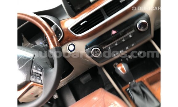 Buy Import Hyundai Tucson White Car in Import - Dubai in Barbados Buy Import Hyundai Tucson White Car in Import - Dubai in Barbados