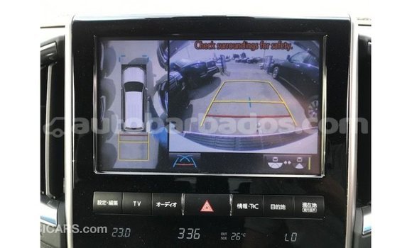 Buy Import Toyota Land Cruiser White Car in Import - Dubai in Barbados Buy Import Toyota Land Cruiser White Car in Import - Dubai in Barbados