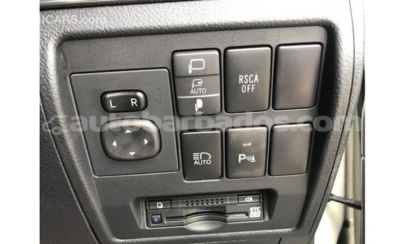 Buy Import Toyota Land Cruiser White Car in Import - Dubai in Barbados Buy Import Toyota Land Cruiser White Car in Import - Dubai in Barbados