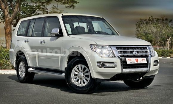 Buy Import Mitsubishi Pajero White Car in Import - Dubai in Barbados Buy Import Mitsubishi Pajero White Car in Import - Dubai in Barbados