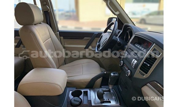 Buy Import Mitsubishi Pajero White Car in Import - Dubai in Barbados Buy Import Mitsubishi Pajero White Car in Import - Dubai in Barbados