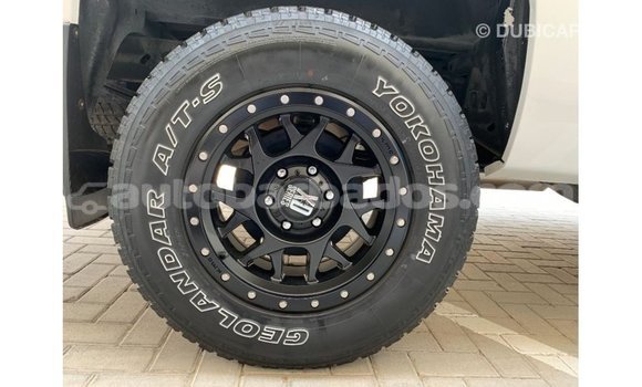 Buy Import Chevrolet Silverado White Car in Import - Dubai in Barbados Buy Import Chevrolet Silverado White Car in Import - Dubai in Barbados