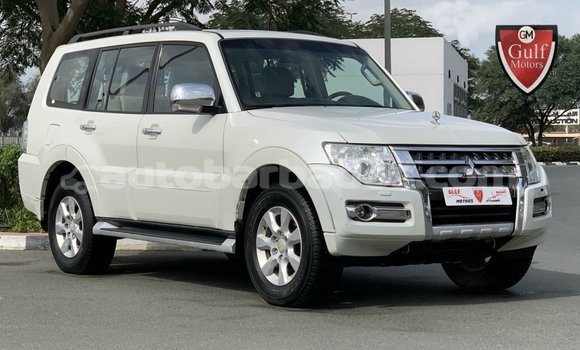 Buy Import Mitsubishi Pajero White Car in Import - Dubai in Barbados Buy Import Mitsubishi Pajero White Car in Import - Dubai in Barbados