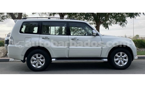 Buy Import Mitsubishi Pajero White Car in Import - Dubai in Barbados Buy Import Mitsubishi Pajero White Car in Import - Dubai in Barbados