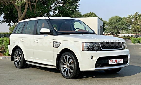 Buy Import Land Rover Range Rover White Car in Import - Dubai in Barbados