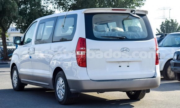 Buy Import Hyundai Accent White Car in Import - Dubai in Barbados Buy Import Hyundai Accent White Car in Import - Dubai in Barbados