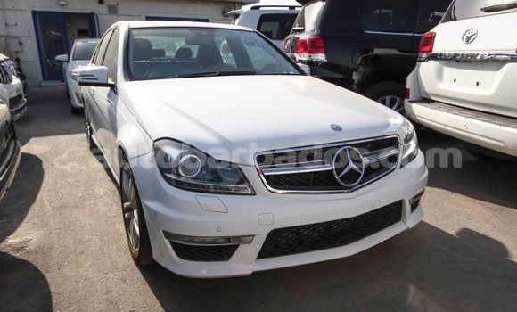 Buy Import Mercedes-Benz 200 White Car in Import - Dubai in Barbados