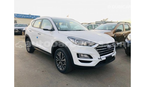 Buy Import Hyundai Tucson White Car in Import - Dubai in Barbados Buy Import Hyundai Tucson White Car in Import - Dubai in Barbados