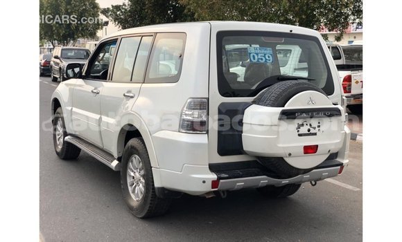 Buy Import Mitsubishi Pajero White Car in Import - Dubai in Barbados Buy Import Mitsubishi Pajero White Car in Import - Dubai in Barbados