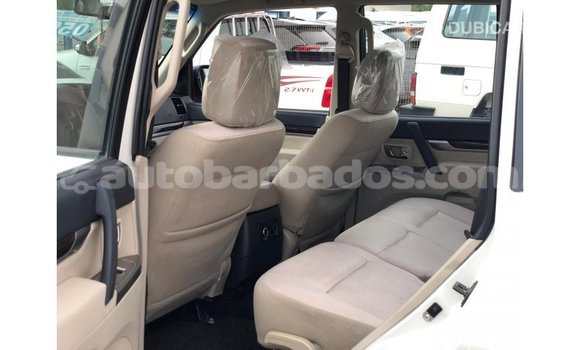Buy Import Mitsubishi Pajero White Car in Import - Dubai in Barbados Buy Import Mitsubishi Pajero White Car in Import - Dubai in Barbados