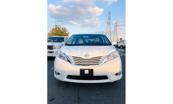 Buy Import Toyota Sienna White Car in Import - Dubai in Barbados Buy Import Toyota Sienna White Car in Import - Dubai in Barbados