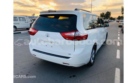 Buy Import Toyota Sienna White Car in Import - Dubai in Barbados Buy Import Toyota Sienna White Car in Import - Dubai in Barbados