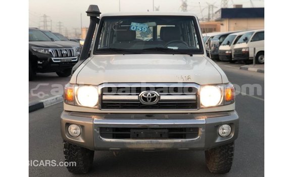 Buy Import Toyota Land Cruiser White Car in Import - Dubai in Barbados Buy Import Toyota Land Cruiser White Car in Import - Dubai in Barbados