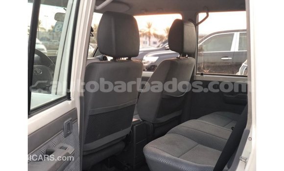 Buy Import Toyota Land Cruiser White Car in Import - Dubai in Barbados Buy Import Toyota Land Cruiser White Car in Import - Dubai in Barbados