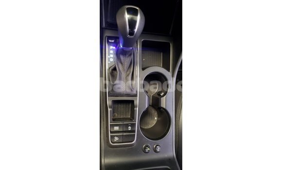 Buy Import Hyundai Tucson White Car in Import - Dubai in Barbados Buy Import Hyundai Tucson White Car in Import - Dubai in Barbados