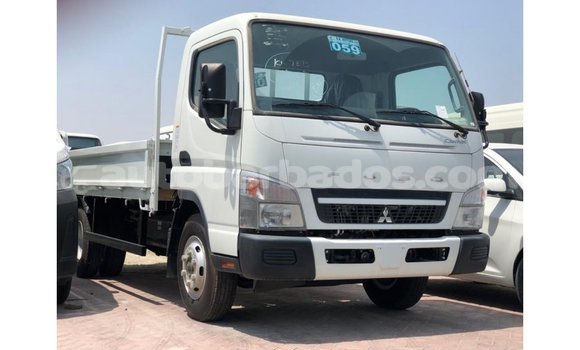 Buy Import Mitsubishi L400 White Truck in Import - Dubai in Barbados