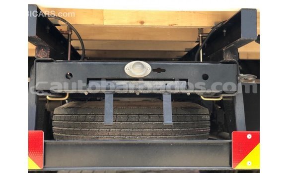 Buy Import Mitsubishi L400 White Truck in Import - Dubai in Barbados Buy Import Mitsubishi L400 White Truck in Import - Dubai in Barbados