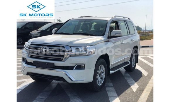Buy Import Toyota Land Cruiser White Car in Import - Dubai in Barbados Buy Import Toyota Land Cruiser White Car in Import - Dubai in Barbados