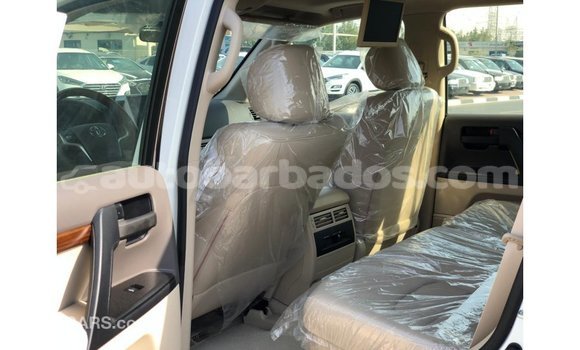 Buy Import Toyota Land Cruiser White Car in Import - Dubai in Barbados Buy Import Toyota Land Cruiser White Car in Import - Dubai in Barbados
