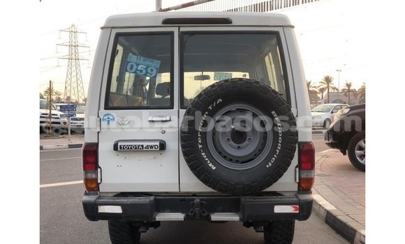 Buy Import Toyota Land Cruiser White Car in Import - Dubai in Barbados Buy Import Toyota Land Cruiser White Car in Import - Dubai in Barbados
