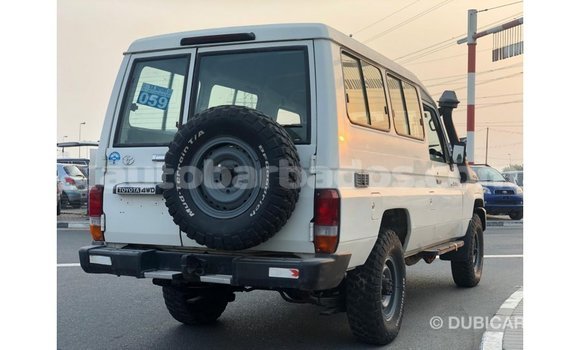 Buy Import Toyota Land Cruiser White Car in Import - Dubai in Barbados Buy Import Toyota Land Cruiser White Car in Import - Dubai in Barbados