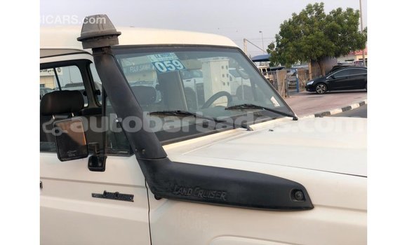 Buy Import Toyota Land Cruiser White Car in Import - Dubai in Barbados Buy Import Toyota Land Cruiser White Car in Import - Dubai in Barbados
