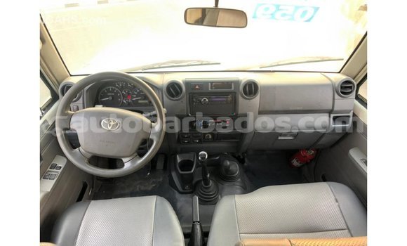 Buy Import Toyota Land Cruiser White Car in Import - Dubai in Barbados Buy Import Toyota Land Cruiser White Car in Import - Dubai in Barbados