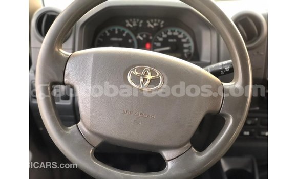 Buy Import Toyota Land Cruiser White Car in Import - Dubai in Barbados Buy Import Toyota Land Cruiser White Car in Import - Dubai in Barbados