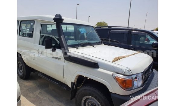 Buy Import Toyota Land Cruiser White Car in Import - Dubai in Barbados Buy Import Toyota Land Cruiser White Car in Import - Dubai in Barbados