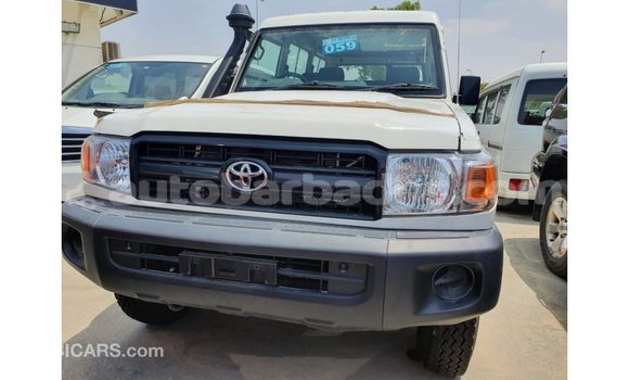 Buy Import Toyota Land Cruiser White Car in Import - Dubai in Barbados Buy Import Toyota Land Cruiser White Car in Import - Dubai in Barbados