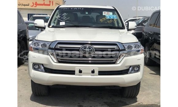 Buy Import Toyota Land Cruiser White Car in Import - Dubai in Barbados Buy Import Toyota Land Cruiser White Car in Import - Dubai in Barbados