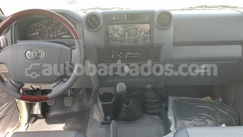 Big with watermark f0335e30 0e75 4d75 aca7 613e4789319b