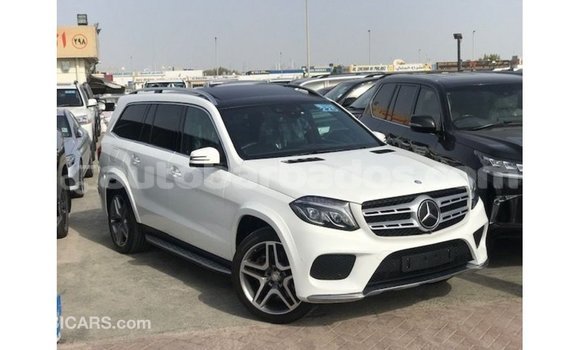 Buy Import Mercedes-Benz 190 (W201) White Car in Import - Dubai in Barbados Buy Import Mercedes-Benz 190 (W201) White Car in Import - Dubai in Barbados