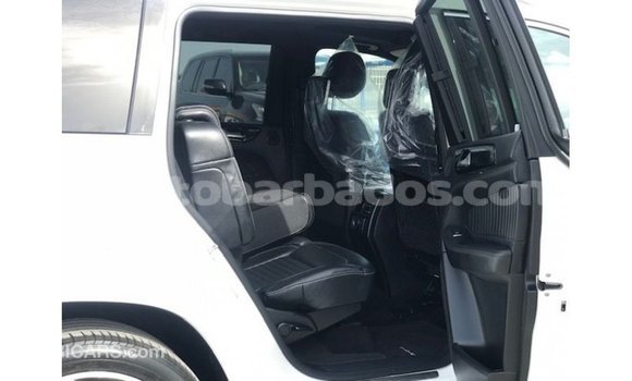 Buy Import Mercedes-Benz 190 (W201) White Car in Import - Dubai in Barbados Buy Import Mercedes-Benz 190 (W201) White Car in Import - Dubai in Barbados