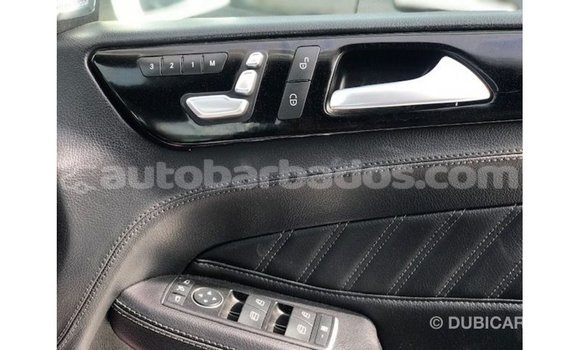 Buy Import Mercedes-Benz 190 (W201) White Car in Import - Dubai in Barbados Buy Import Mercedes-Benz 190 (W201) White Car in Import - Dubai in Barbados