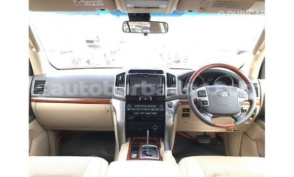 Buy Import Toyota Land Cruiser Red Car in Import - Dubai in Barbados Buy Import Toyota Land Cruiser Red Car in Import - Dubai in Barbados