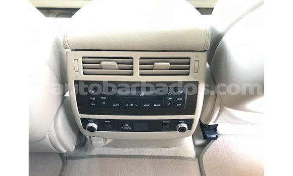 Buy Import Toyota Land Cruiser White Car in Import - Dubai in Barbados Buy Import Toyota Land Cruiser White Car in Import - Dubai in Barbados