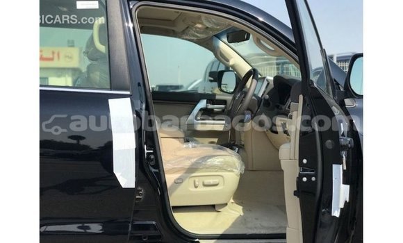 Buy Import Toyota Land Cruiser Black Car in Import - Dubai in Barbados Buy Import Toyota Land Cruiser Black Car in Import - Dubai in Barbados