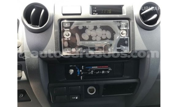Buy Import Toyota Land Cruiser White Car in Import - Dubai in Barbados Buy Import Toyota Land Cruiser White Car in Import - Dubai in Barbados