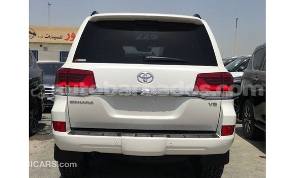 Buy Import Toyota Land Cruiser White Car in Import - Dubai in Barbados Buy Import Toyota Land Cruiser White Car in Import - Dubai in Barbados